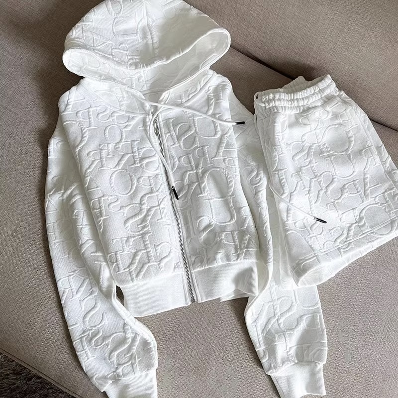 2025夏新作レター印象パーカー、ジャケット、ショートパンツ - Summer Clothing Men 2025 のレビューと価格