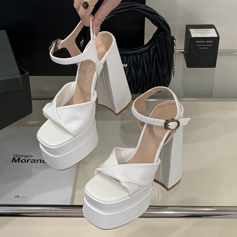 スタースタイルのファッションダブルプラットフォームウェッジ女 - Summer Clothing For Petite Women のレビューと価格